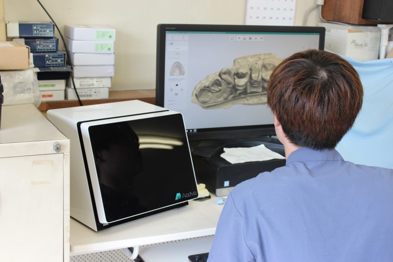 歯科技工所の設備1